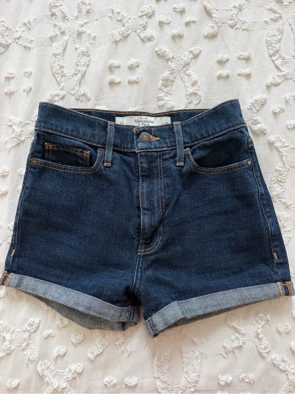 Abercrombie & Fitch Dark Indigo Rolled-Hem Women's Denim Shorts